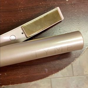 BRAND NEW TYME STRAIGHTENER
